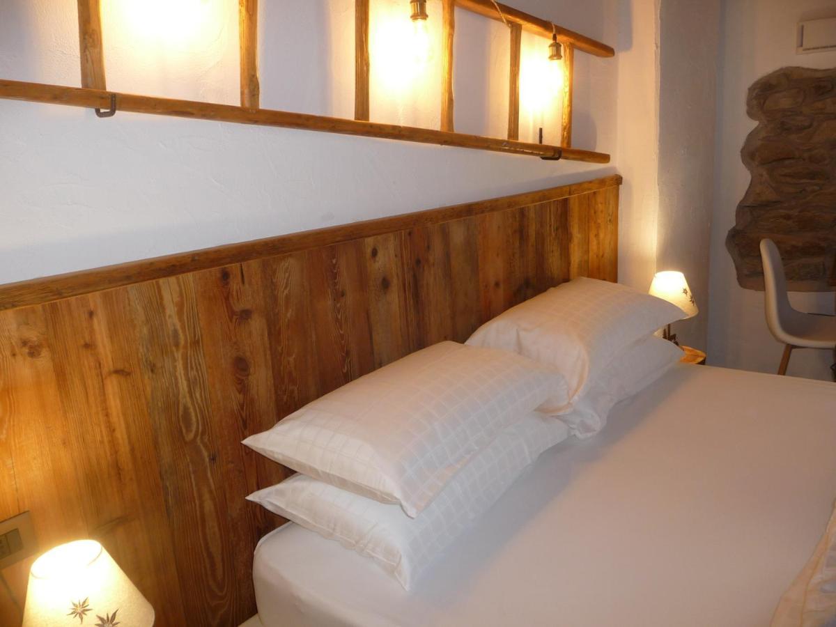Beb Luca76 Bed and Breakfast Avise Exteriör bild
