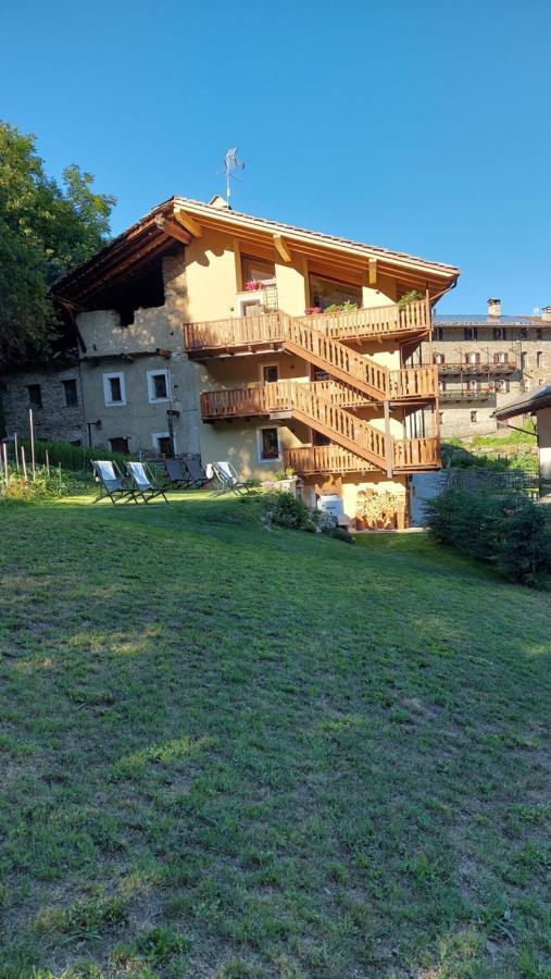 Beb Luca76 Bed and Breakfast Avise Exteriör bild